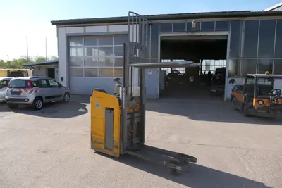 Jungheinrich ESD 220 ESD 220