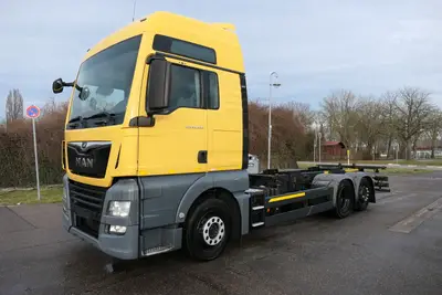 MAN TGX 26.420 6x2 KLIMA AHK Lenkachse TGX 26.420 6x2 KLIMA AHK Lenkachse