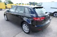 Audi A3 Sportback 30 TDI KLIMA NAVI - Thumbnail 4