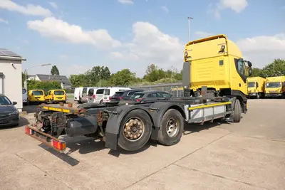 Iveco STRALIS AS 260 S42 Y/FS-CM ECO AHK Lenkachse STRALIS AS 260 S42 Y/FS-CM ECO AHK Lenkachse