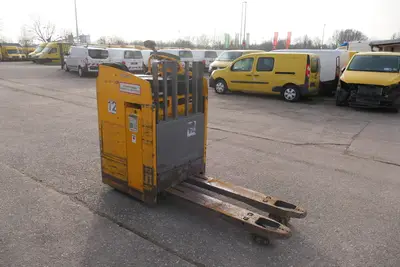 Jungheinrich ESE 220 Batterie 13/2024 ESE 220 Batterie 13/2024