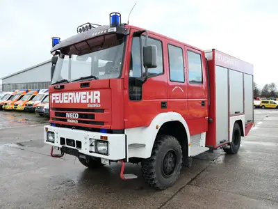 Iveco FF 95 E 18W LF 8/6 DoKa 4X4 SFZ FEUERWEHR FF 95 E 18W LF 8/6 DoKa 4X4 SFZ FEUERWEHR