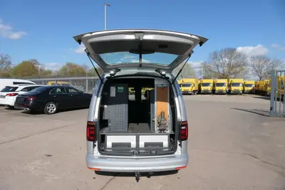 Volkswagen Caddy Maxi 2.0 TDI 4Motion Klima AHK Tempomat Caddy Maxi 2.0 TDI 4Motion Klima AHK Tempomat